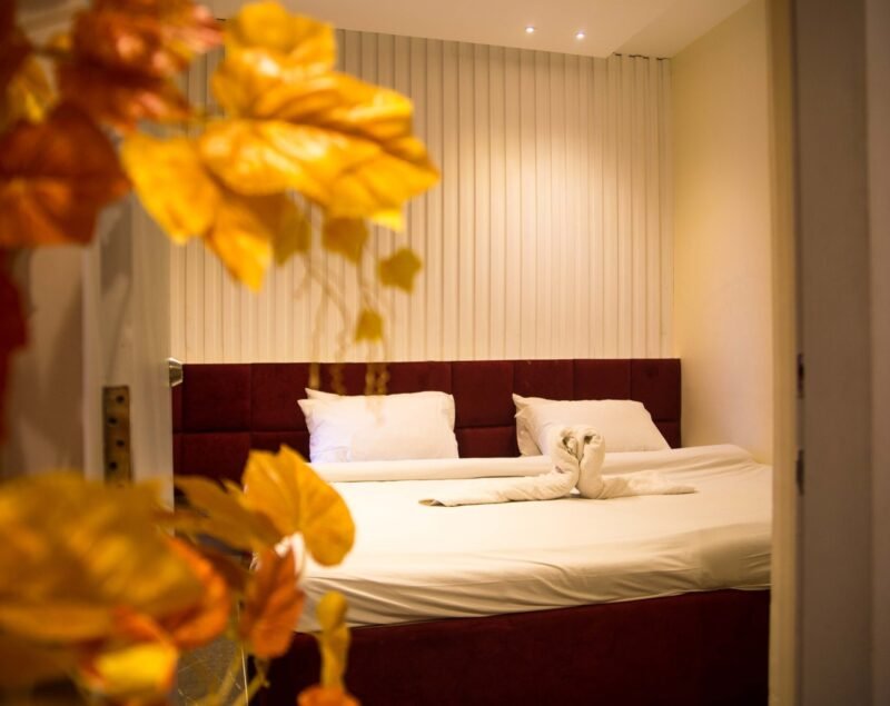 Signature Quadruple Suite